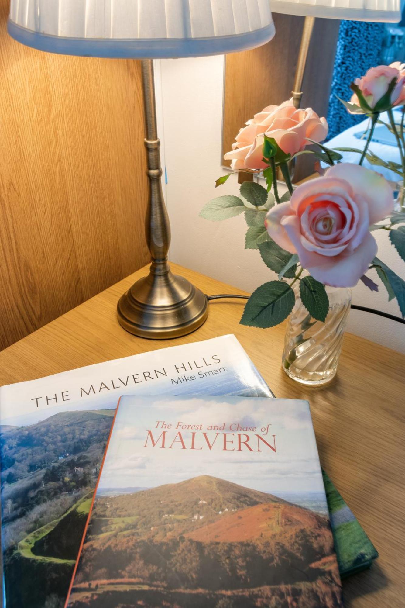 Elegant Malvhina Retreat On The Malvern Hills Great Malvern Ngoại thất bức ảnh