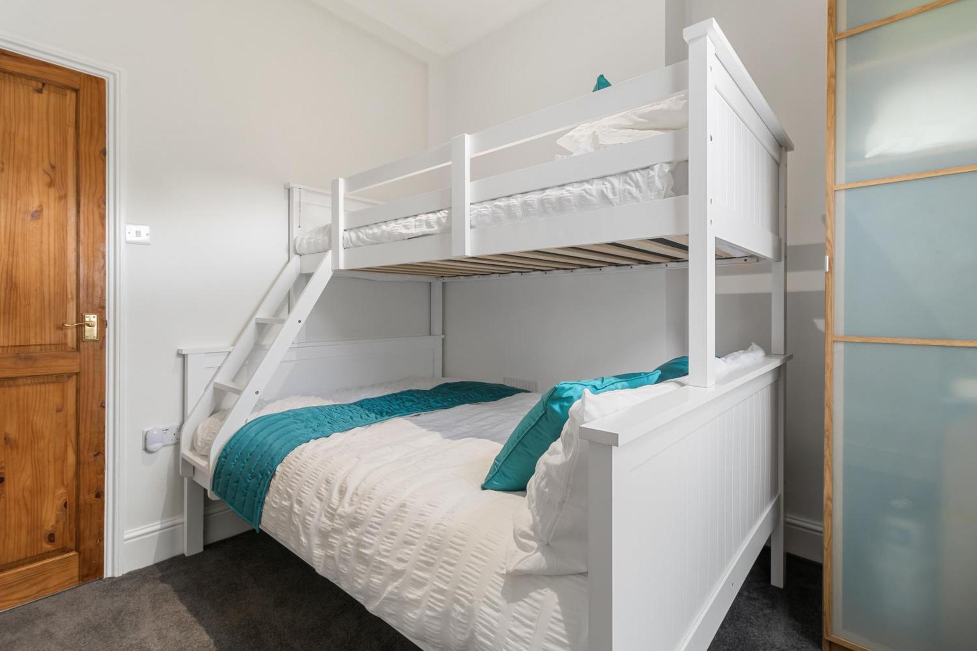Elegant Malvhina Retreat On The Malvern Hills Great Malvern Ngoại thất bức ảnh
